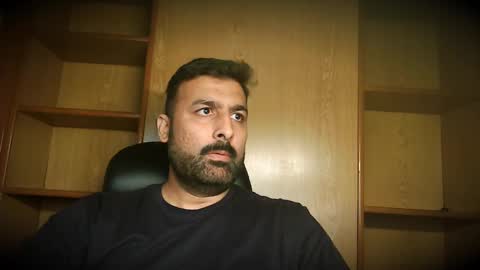 Hairy Arabian online show from 11.05.25