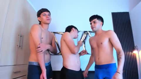 Snapshot of burning_wallen chatting on 02.20.26 zack axel David and Anthony online show from 02.20.26