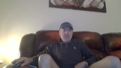 burnleyguy1977 online show from 05.18.26