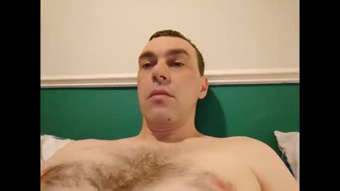 Snapshot of burtz909 chatting on 04.12.26 burtz909 online show from 04.12.26