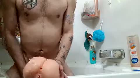 Snapshot of buster18hymen chatting on 02.15.25 Buster18Hymen online show from 02.15.25