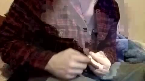 Snapshot of buster18hymen chatting on 03.04.25 Buster18Hymen online show from 03.04.25