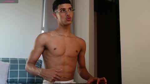 Snapshot of busterspinter chatting on 11.02.25 Buster independent model online show from 11.02.25