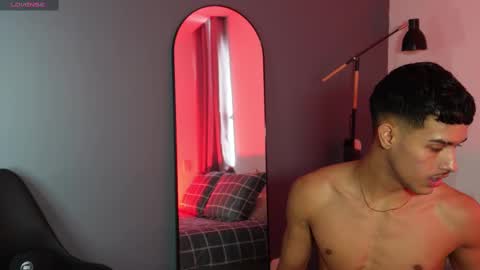 Snapshot of busterspinter chatting on 11.03.25 Buster independent model online show from 11.03.25