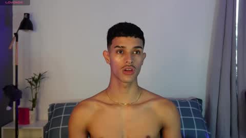 Snapshot of busterspinter chatting on 11.23.25 Buster independent model online show from 11.23.25