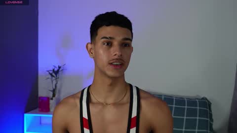 Snapshot of busterspinter chatting on 11.27.25 Buster independent model online show from 11.27.25