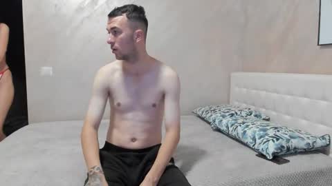 Snapshot of bustvee chatting on 11.19.25 Max Andrea online show from 11.19.25