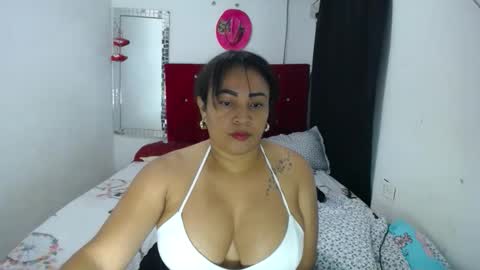 busty_latinax online show from 12.16.25