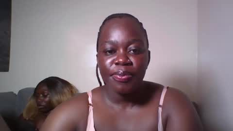 Snapshot of busty_mellons chatting on 09.11.25 busty_mellons online show from 09.11.25