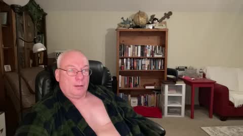 bustyballs100 online show from 12.04.25