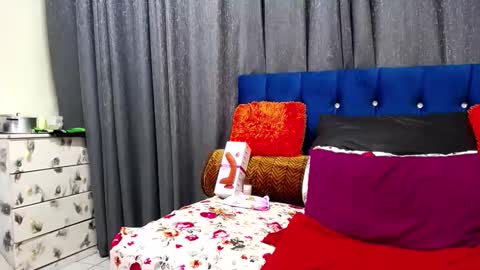 Snapshot of bustybmwx chatting on 10.13.25 bustybmwx online show from 10.13.25