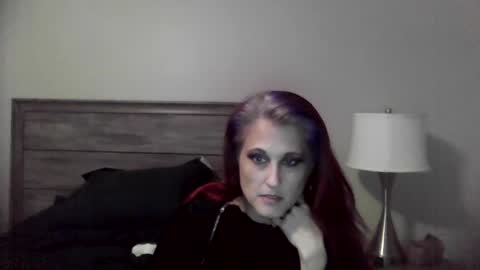 Snapshot of busybee83 chatting on 09.09.25 busybee83 online show from 09.09.25