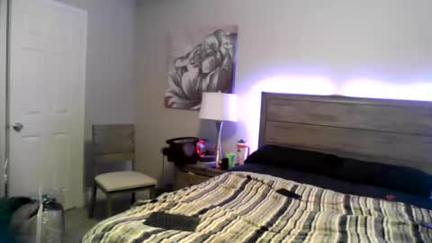 Snapshot of busybee83 chatting on 10.05.25 busybee83 online show from 10.05.25