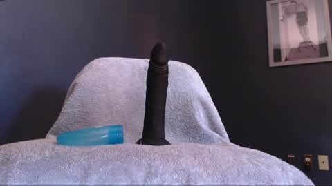 Snapshot of butch215 chatting on 09.14.25 Butch online show from 09.14.25