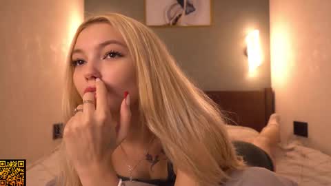 butteflai online show from 12.15.25