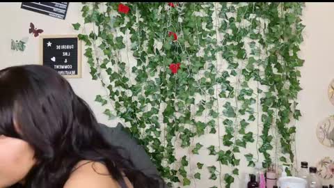 butterfly booty online show from 02.20.25