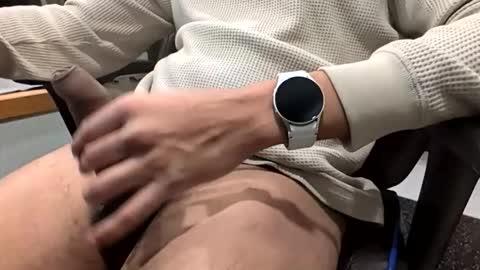 Snapshot of bwhatb chatting on 12.01.25 bwhatb online show from 12.01.25