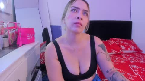 Snapshot of byanca_winklar chatting on 12.11.24 online show from 12.11.24