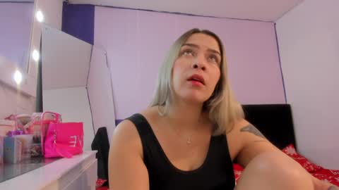 Snapshot of byanca_winklar chatting on 12.21.24 online show from 12.21.24