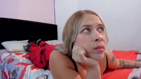 Snapshot of byanca_winklar chatting on 10.02.25 online show from 10.02.25