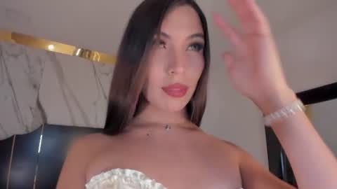 Snapshot of bylie_hills chatting on 06.17.26 bylie_hills online show from 06.17.26