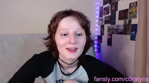 Snapshot of c0ralynx chatting on 03.09.25 C0ralynx online show from 03.09.25