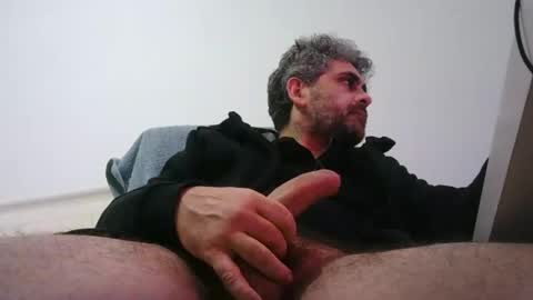 Snapshot of c534963 chatting on 03.03.25 supersperm online show from 03.03.25