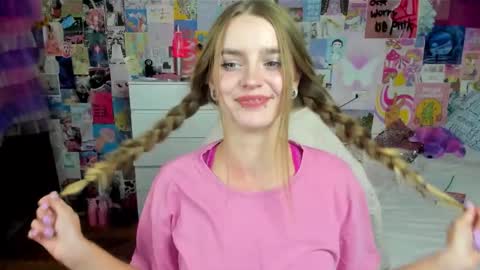 Emily  online show from 09.18.25
