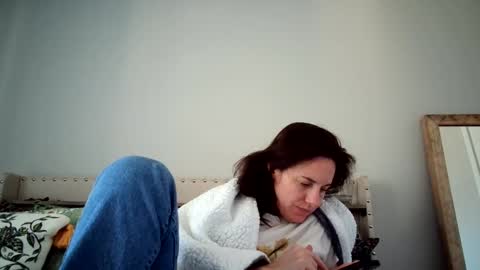 Caitie Citrine online show from 12.03.24