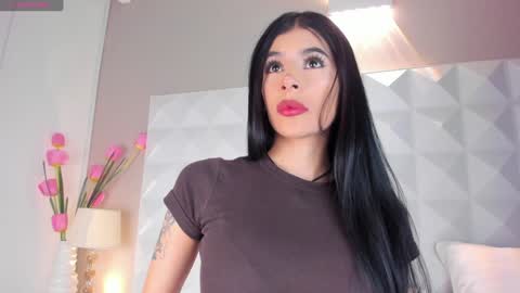 Snapshot of caitlyncouper chatting on 02.03.25 Caitlyn online show from 02.03.25