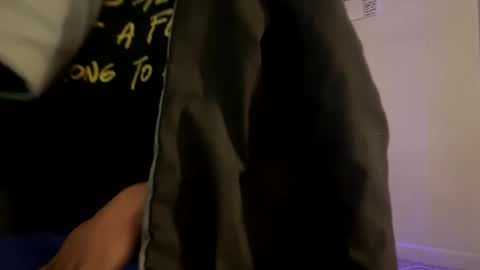 Snapshot of cakezoverfakez chatting on 03.12.25 longjohns online show from 03.12.25