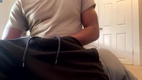 Snapshot of cakezoverfakez chatting on 10.22.25 longjohns online show from 10.22.25