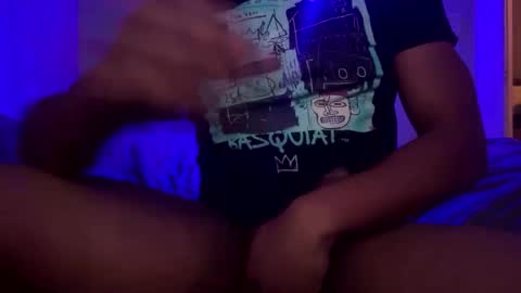 Snapshot of cakezoverfakez chatting on 11.10.25 longjohns online show from 11.10.25