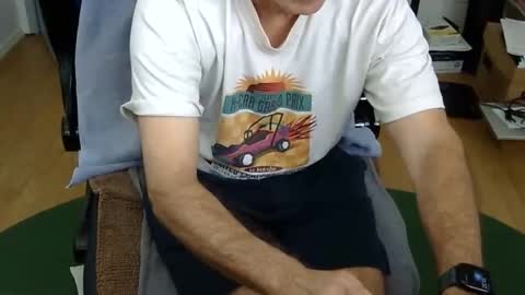 Snapshot of califun4u chatting on 10.30.25 califun4u online show from 10.30.25