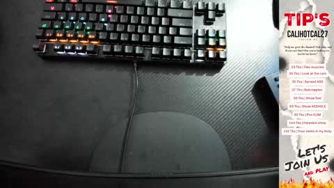 Snapshot of calihotcaliente27 chatting on 09.24.25 calihotcaliente27 online show from 09.24.25