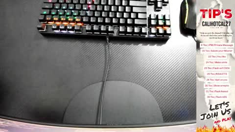 Snapshot of calihotcaliente27 chatting on 10.03.25 calihotcaliente27 online show from 10.03.25