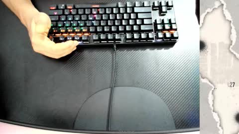 Snapshot of calihotcaliente27 chatting on 10.05.25 calihotcaliente27 online show from 10.05.25