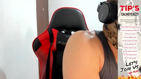 Snapshot of calihotcaliente27 chatting on 11.02.25 calihotcaliente27 online show from 11.02.25