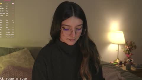 Snapshot of call_me_rosie chatting on 10.01.25   online show from 10.01.25