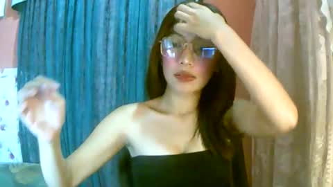 Freya online show from 04.15.26