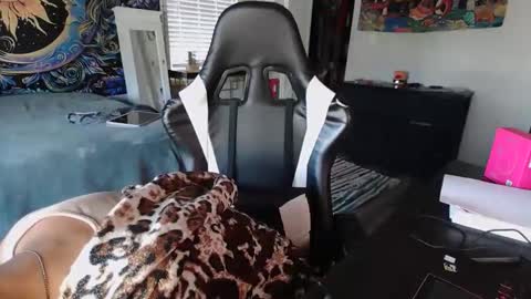 callhertori online show from 11.17.25