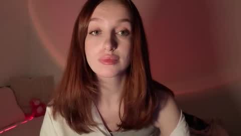 Snapshot of callme_alexa chatting on 12.20.25 Alexa online show from 12.20.25