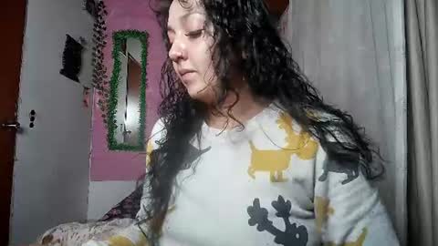Snapshot of callme_lolas chatting on 07.15.26 paula online show from 07.15.26