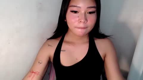 Snapshot of callme_remaxxx7 chatting on 10.20.25 Rema online show from 10.20.25