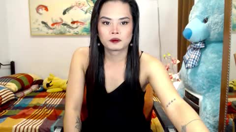 Snapshot of callmemarga chatting on 11.15.25 callmemarga online show from 11.15.25
