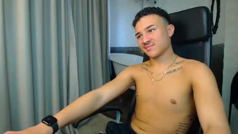 Snapshot of callumpike chatting on 11.08.25 CallumPike online show from 11.08.25