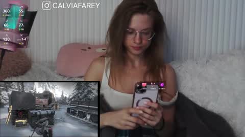 Snapshot of calvia_farey chatting on 03.07.25 calvia_farey online show from 03.07.25