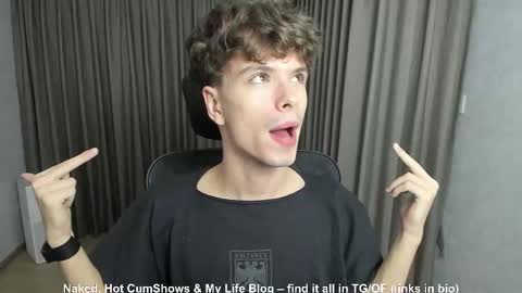 Hey I am Calvin  online show from 11.09.25