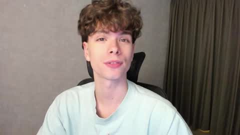 Hey I am Calvin  online show from 02.10.26