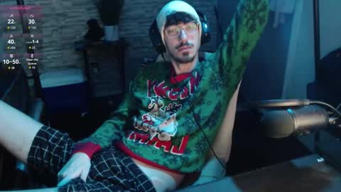 Snapshot of calvin_tanner chatting on 12.14.25 calvin_tanner online show from 12.14.25